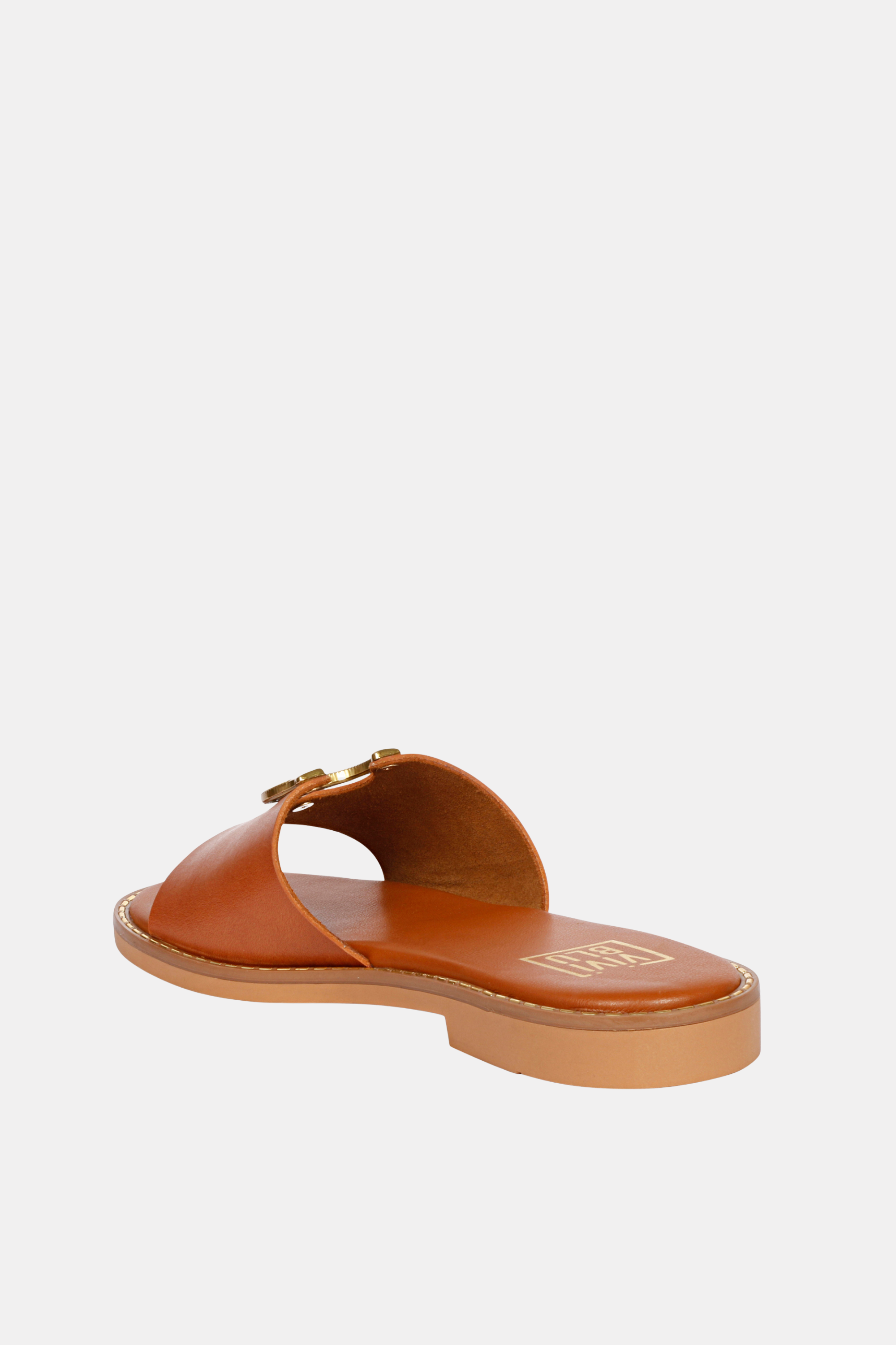 Vivi Blu - Amber Horseshoe Ornament Sandals - Cognac Leather