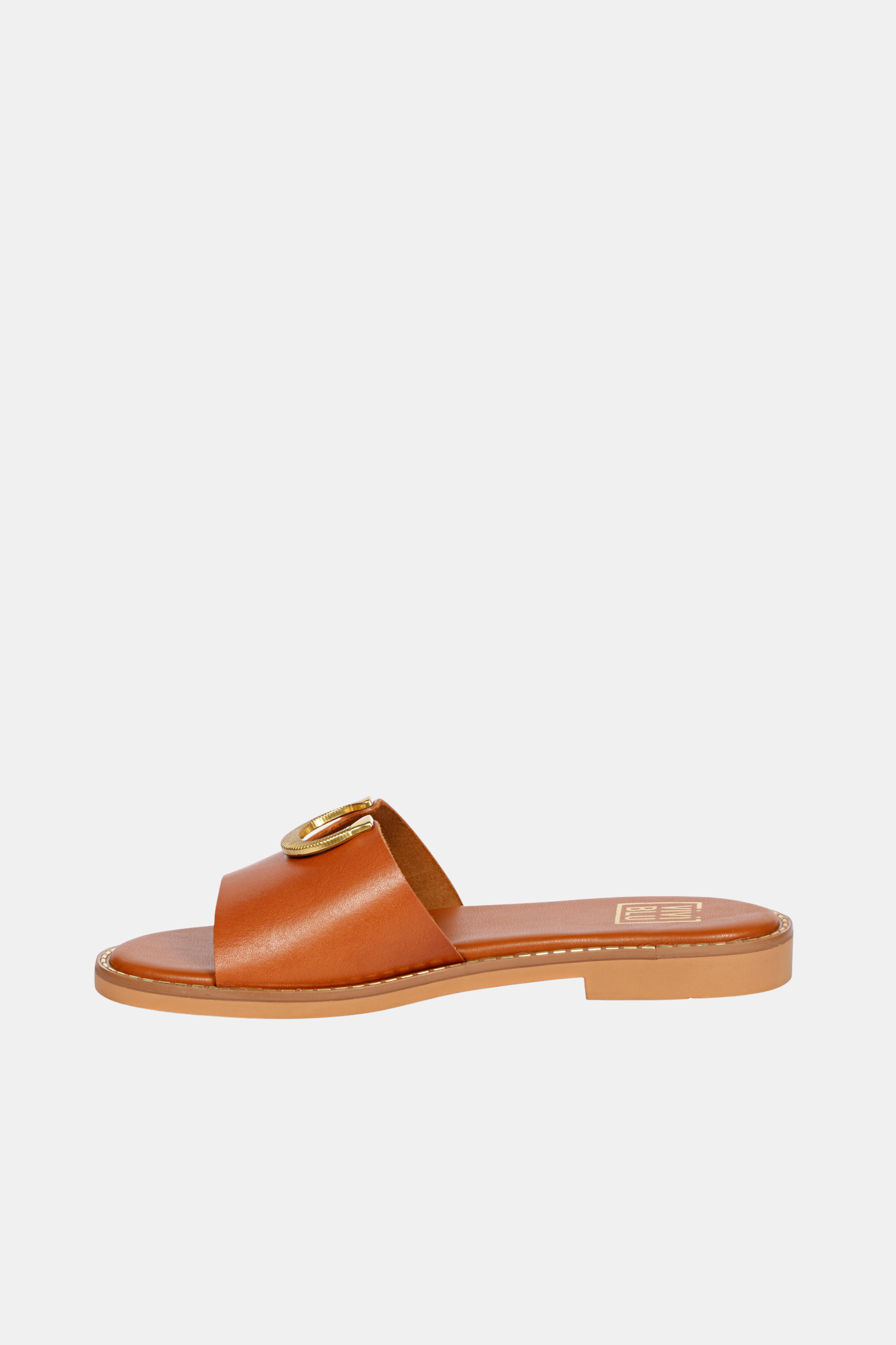 Vivi Blu - Amber Horseshoe Ornament Sandals - Cognac Leather