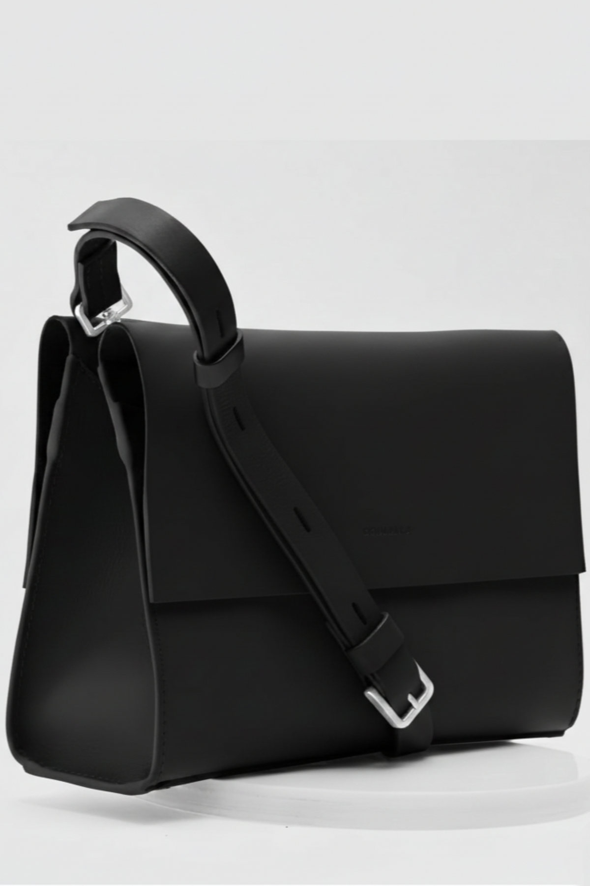 Ecotorie - Betty Black Crossbody