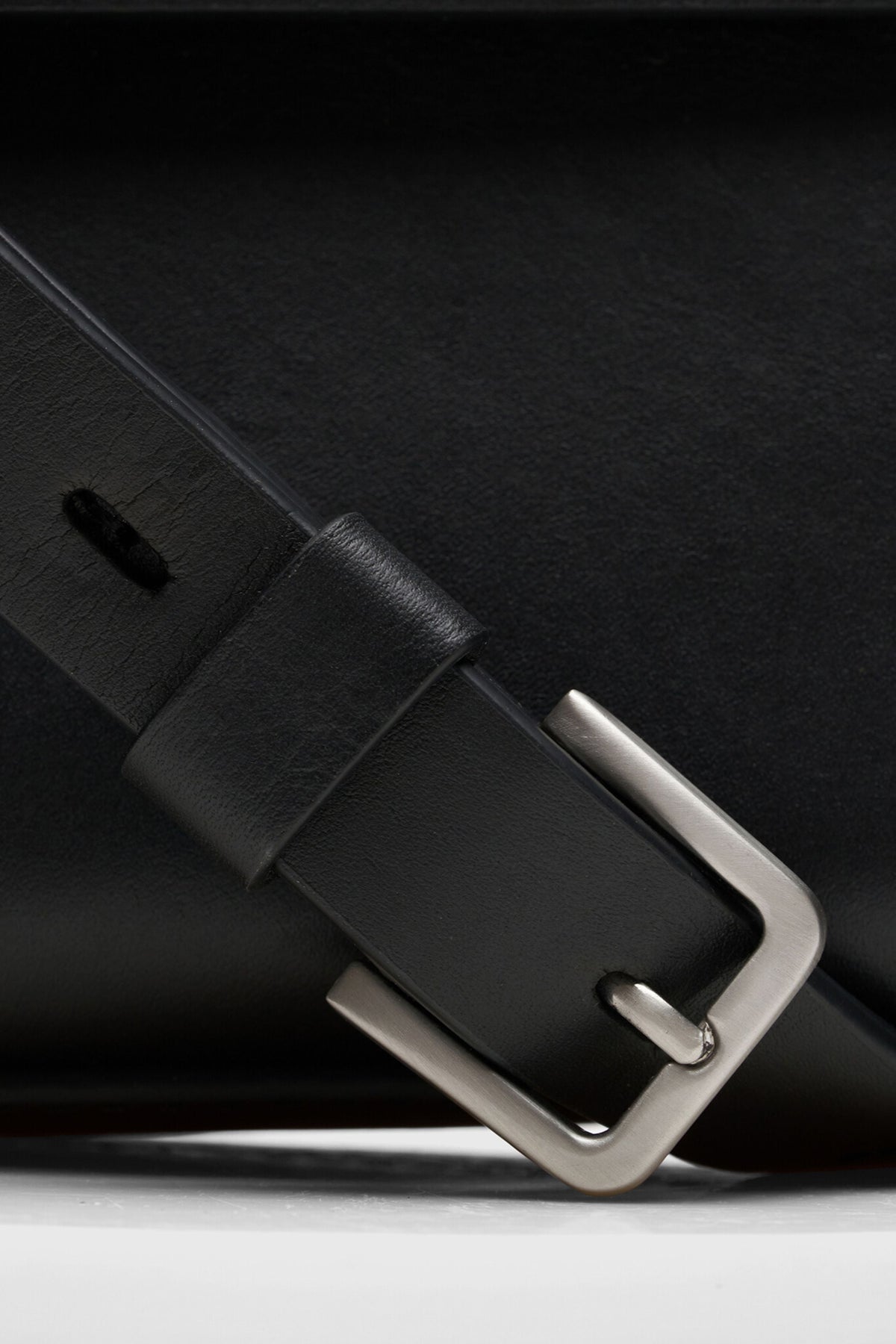 Ecotorie - Betty Black Crossbody