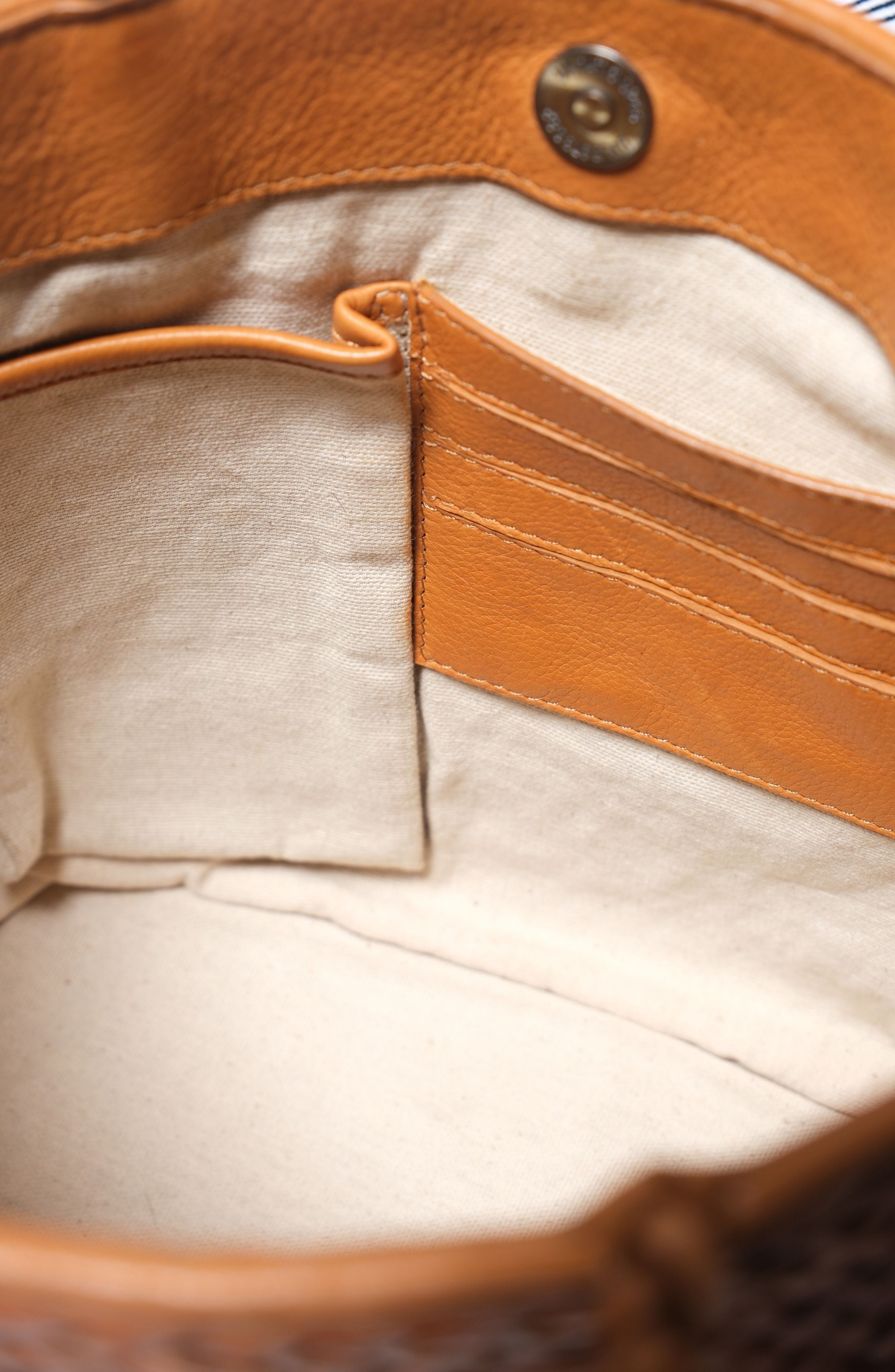 Ecotorie - Lubbock - Medium Shoulder Bag - Tan
