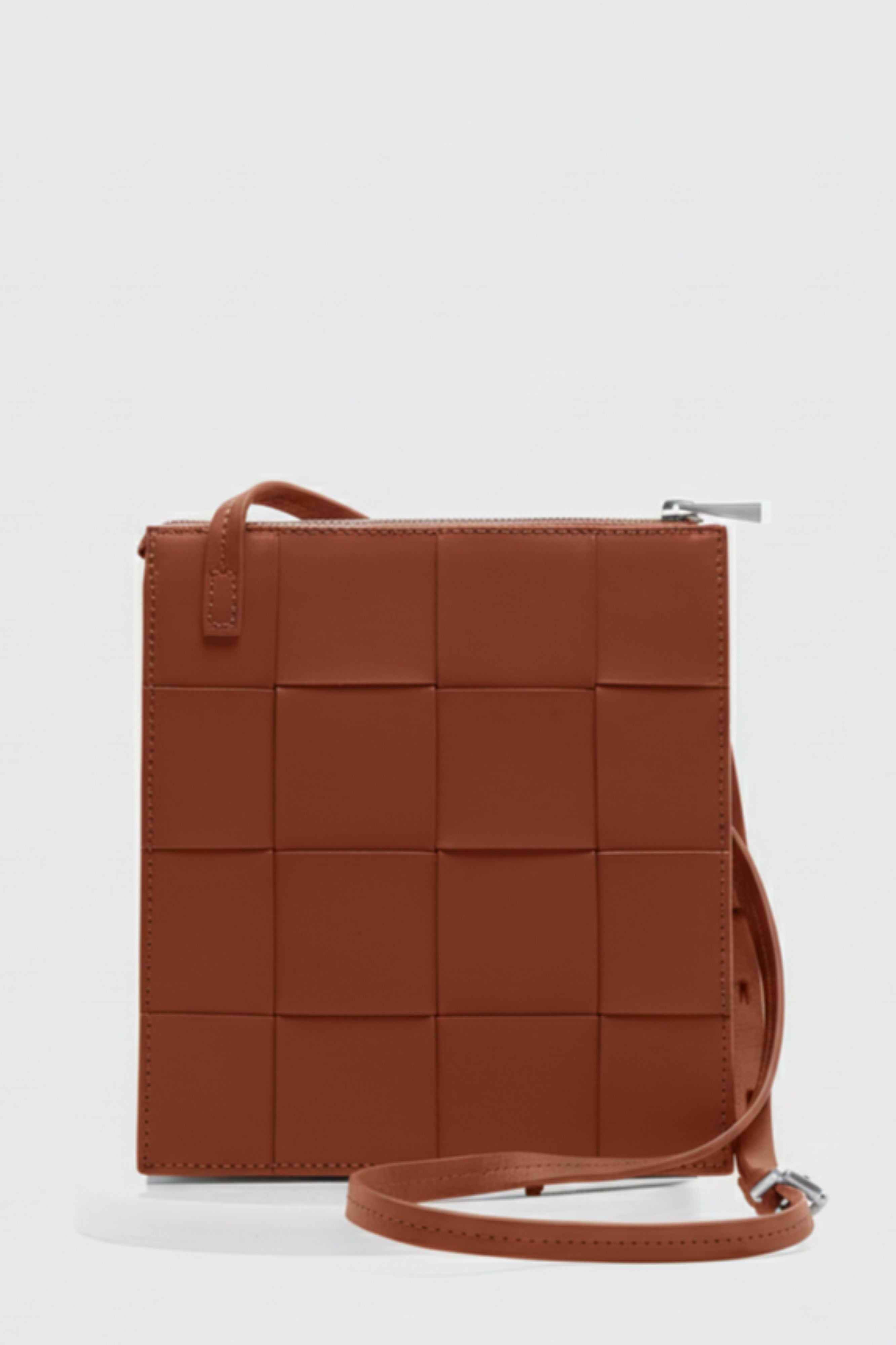 Ecotorie - Polly Cognac Woven Crossbody Bag