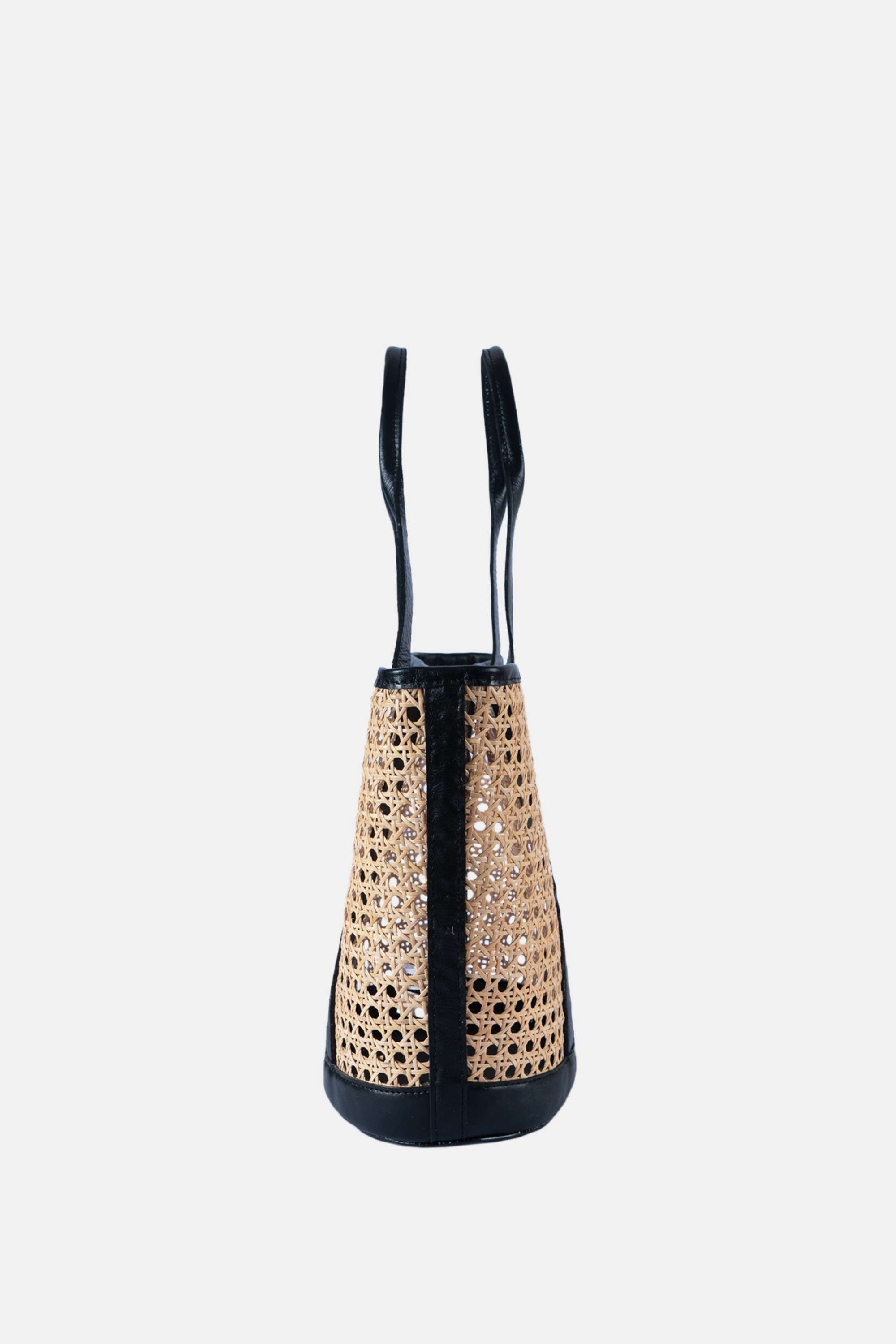Jelavu - Sallie Black Tote Bag