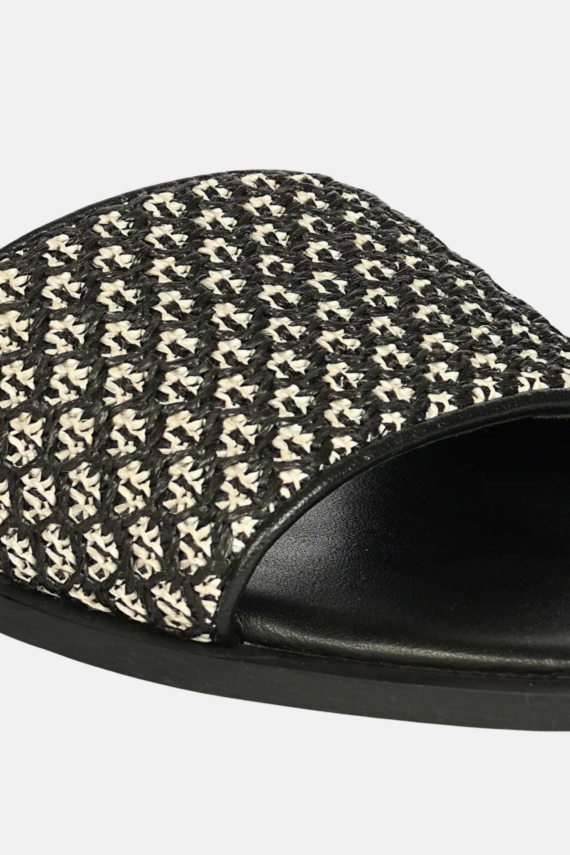 Saint G Oli - Flats Black