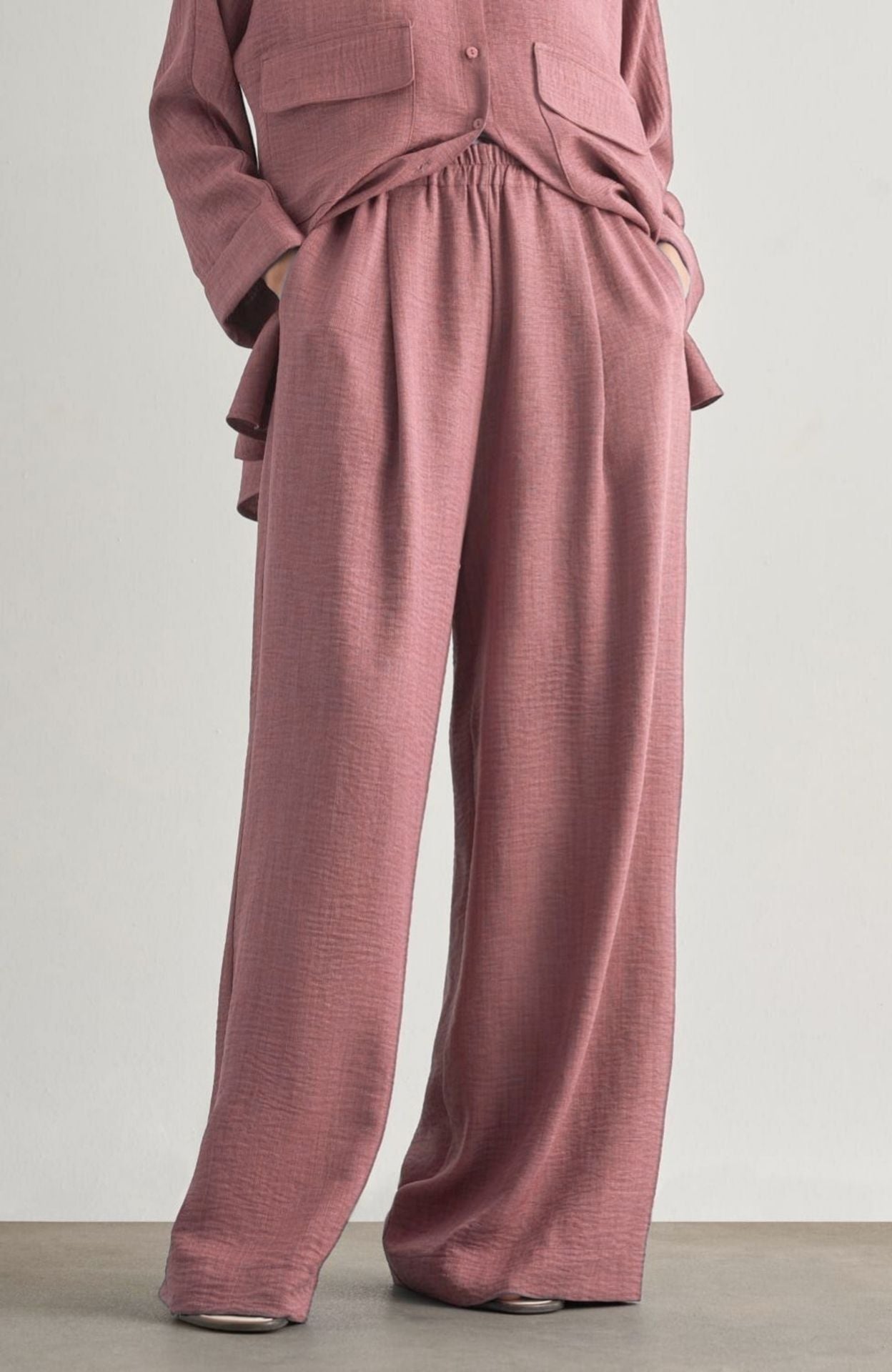 Mizalle Women's Wide-Leg Pants