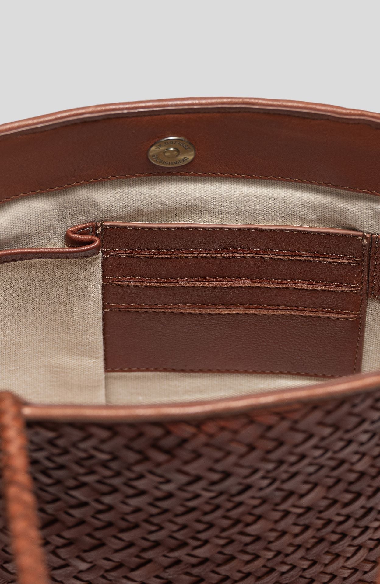 Ecotorie - Arlington - Medium Shoulder Bag - Brandy