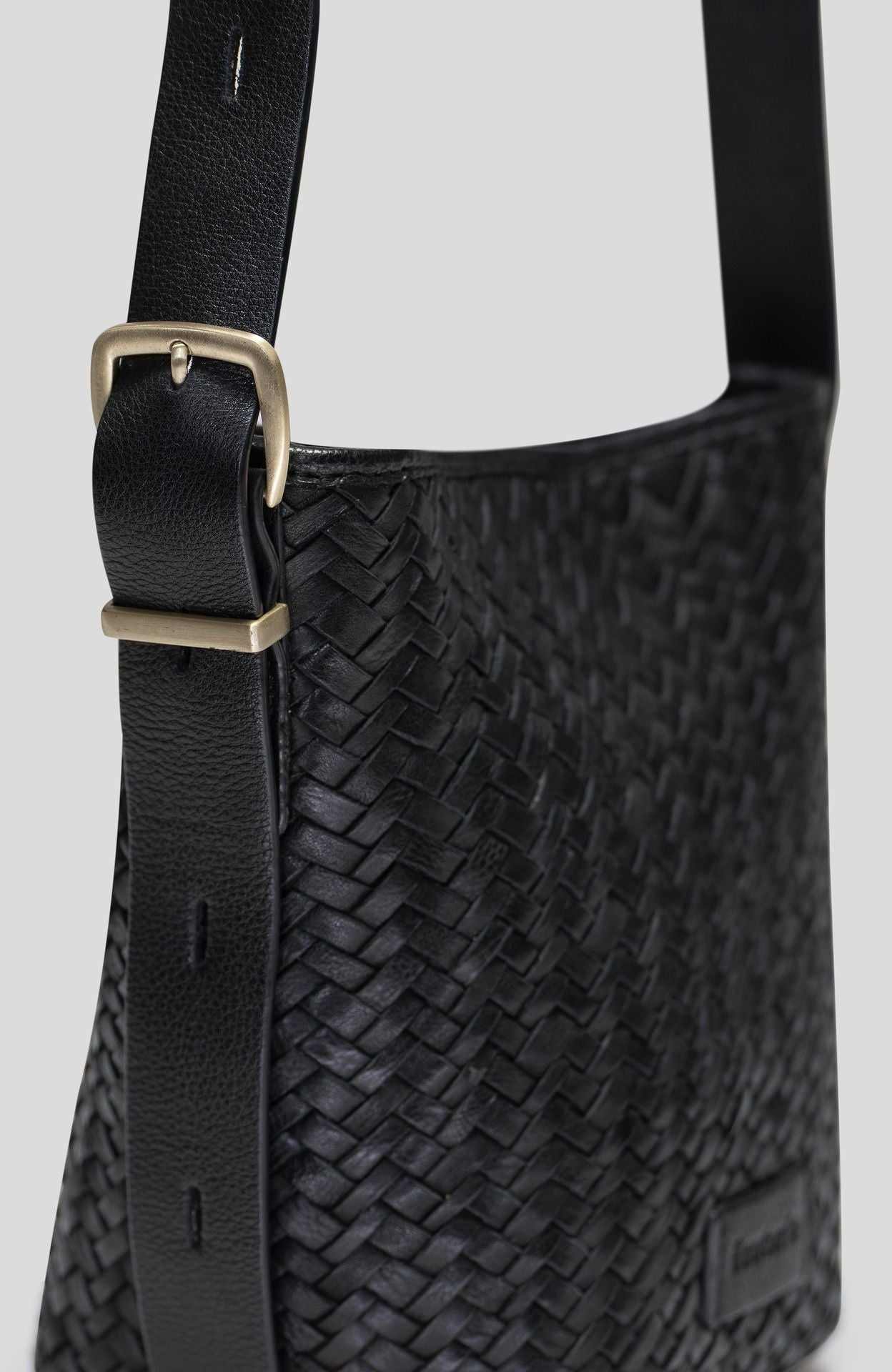 Ecotorie - Waco - Small Crossbody - Black