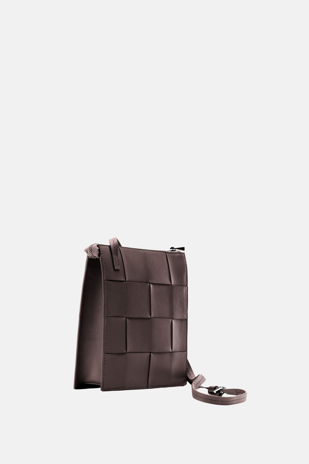 Ecotorie - Polly Bitter Cocoa Woven Crossbody Bag