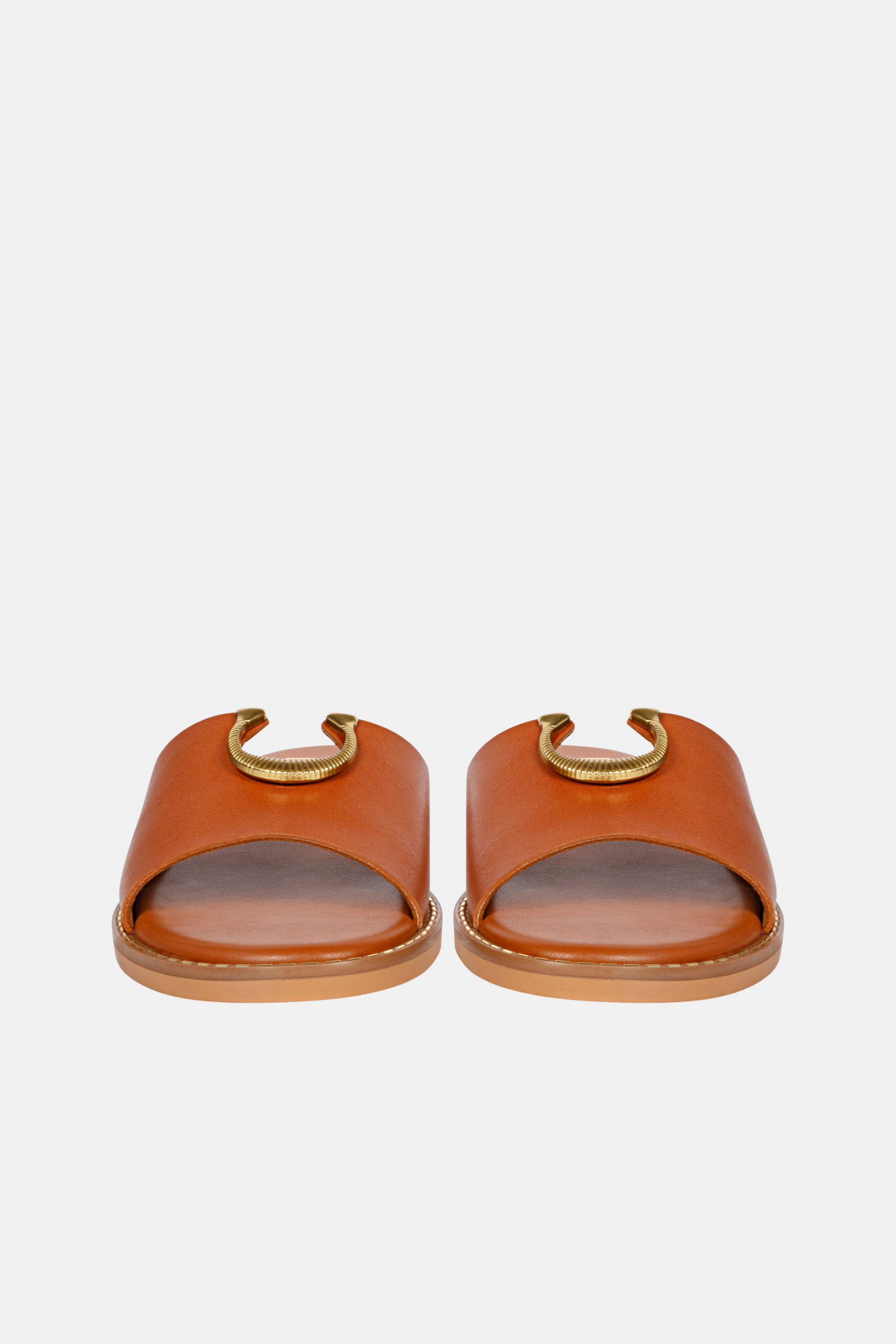 Vivi Blu - Amber Horseshoe Ornament Sandals - Cognac Leather