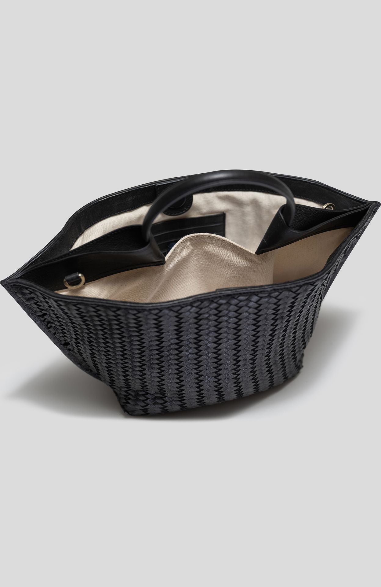 Ecotorie - Austin Small - Small Crossbody - Black