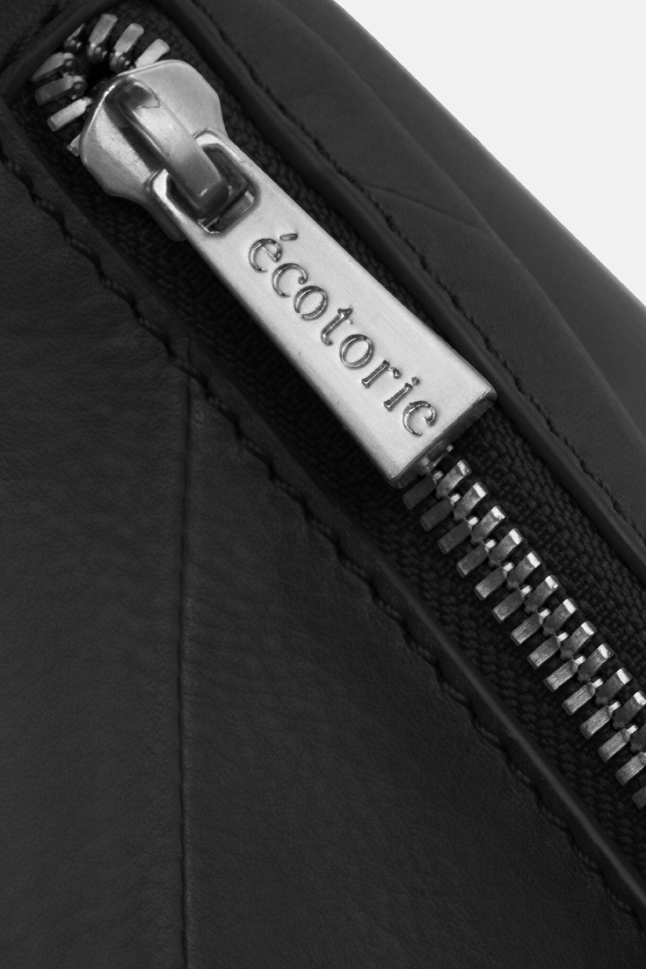 Ecotorie - Freya Black Crossbody