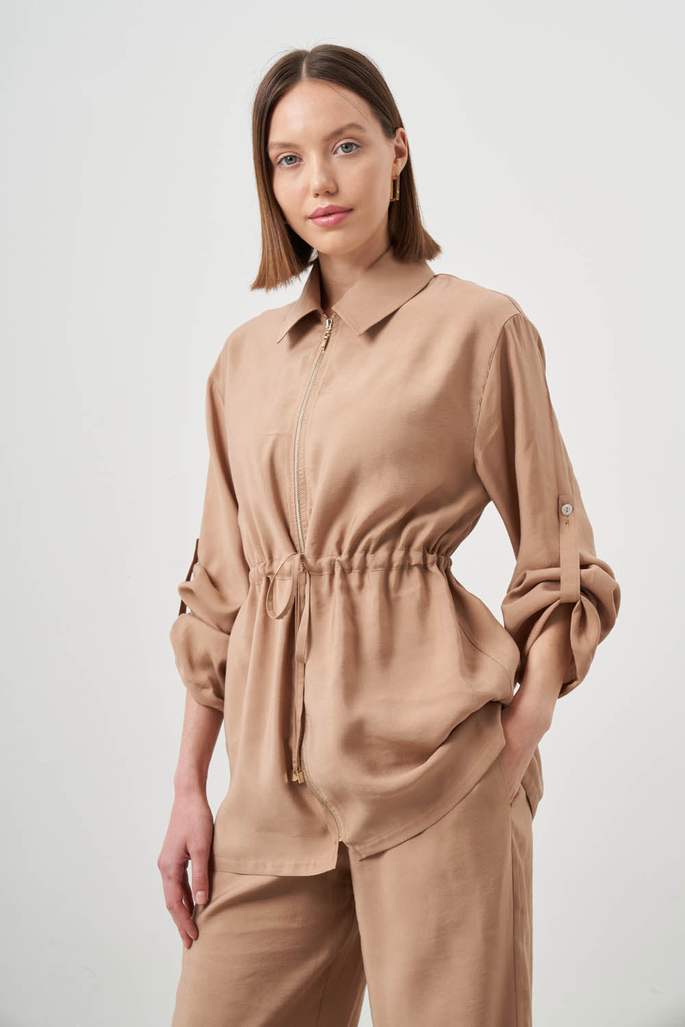 Mizalle Cinched Waist Shirt Jacket Beige