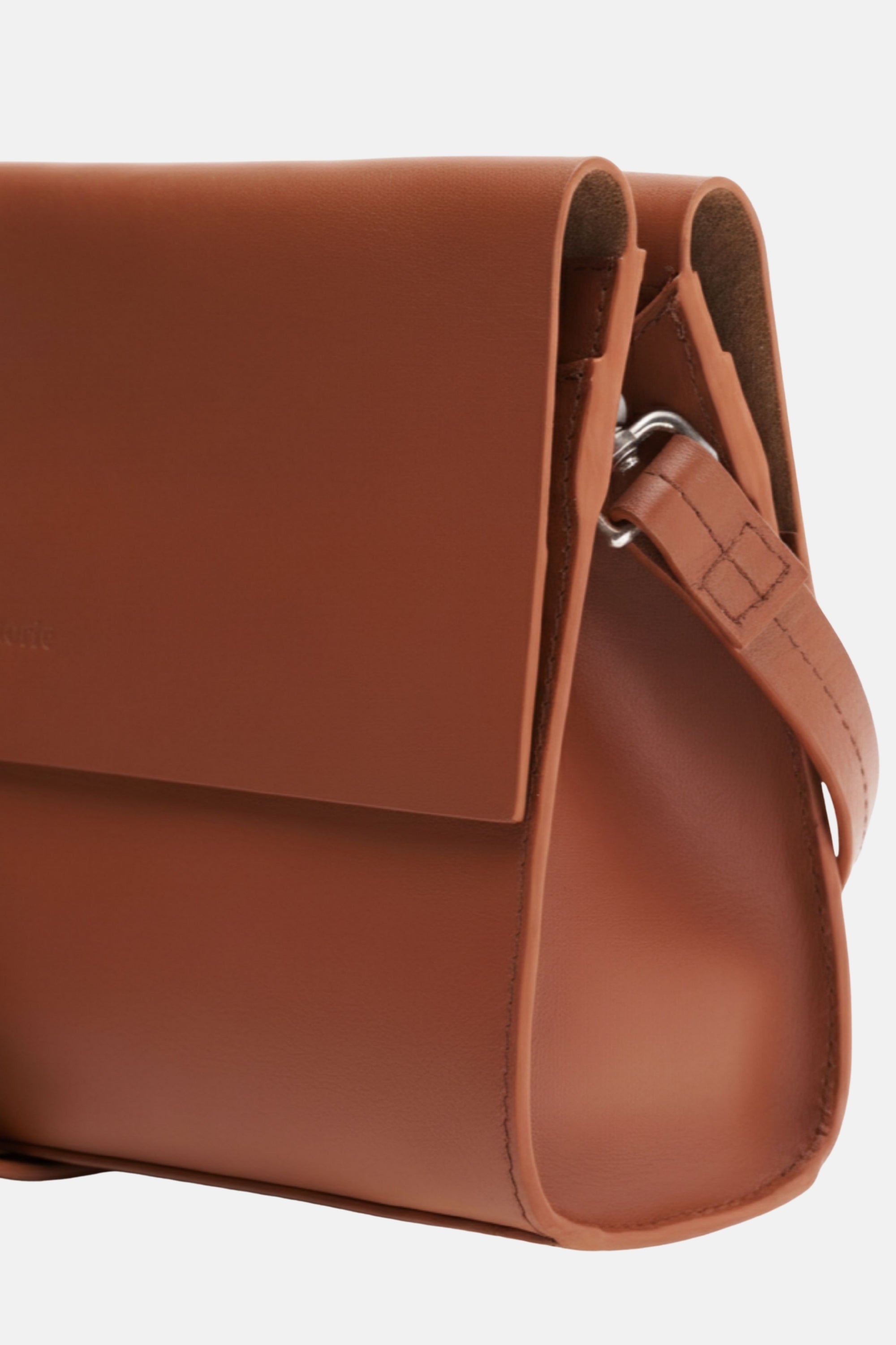 Ecotorie Betty Cognac Crossbody