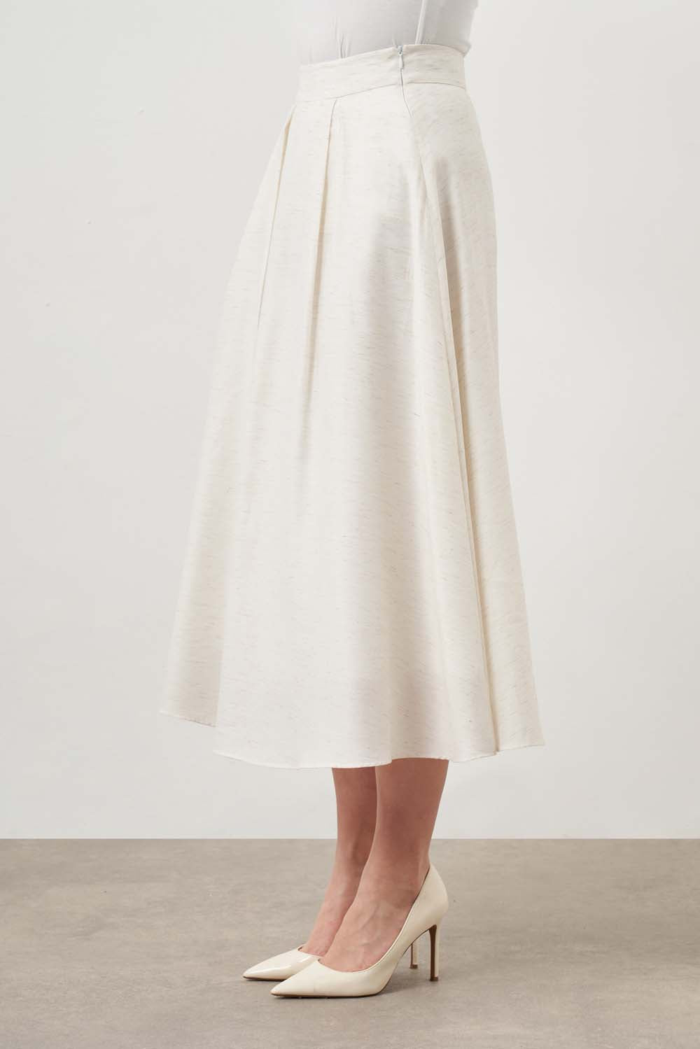 Mizalle Midi Skirt Ecru Apparel