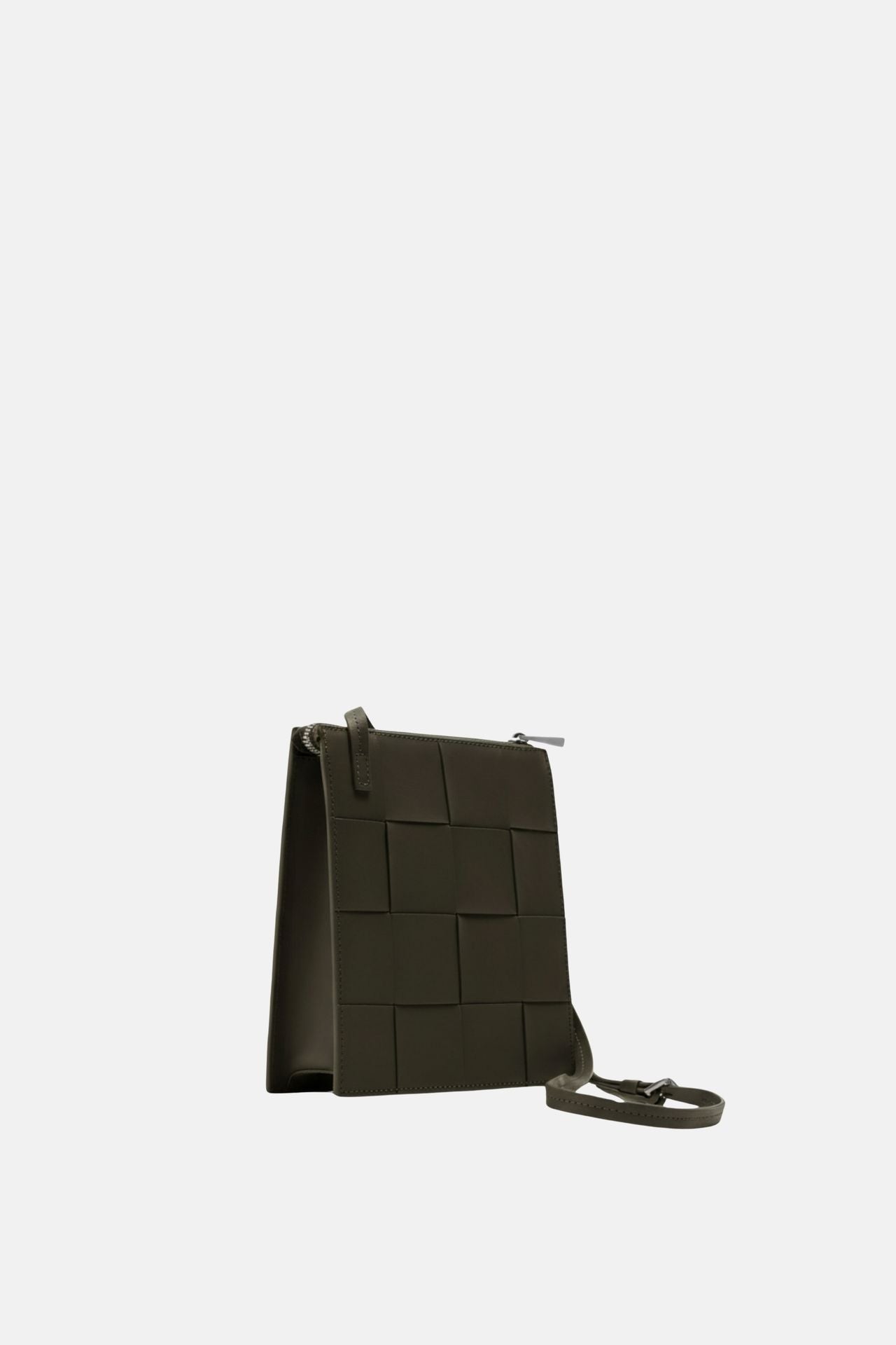 Ecotorie - Polly Dark Moss Woven Crossbody Bag