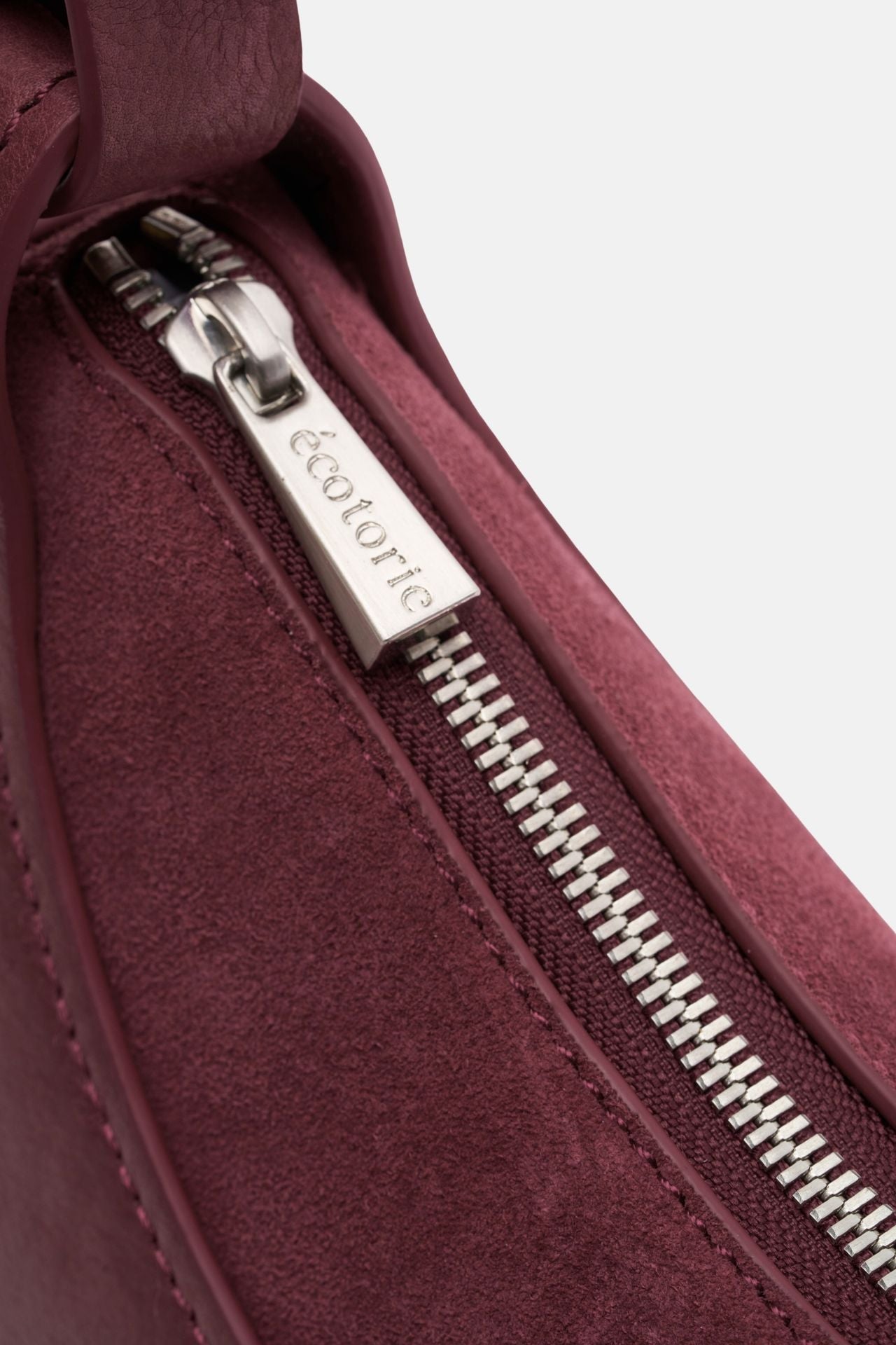 Ecotorie Leif Wine Crossbody